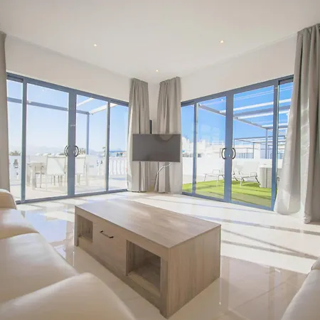 Atlantico Plaza プエルト・デル・カルメン