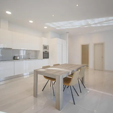 Apartamento Atlántico Plaza Puerto del Carmen (Lanzarote)