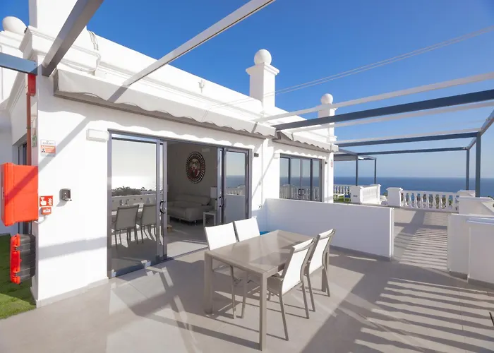 Atlantico Plaza Apartment *