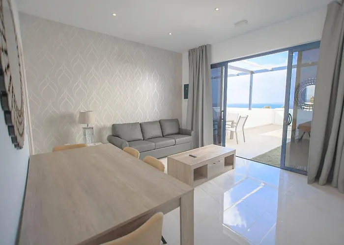 Atlantico Plaza Puerto del Carmen (Lanzarote)