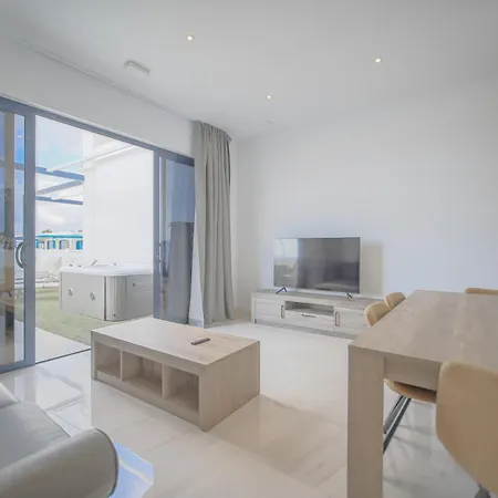 Atlantico Plaza Apartament *